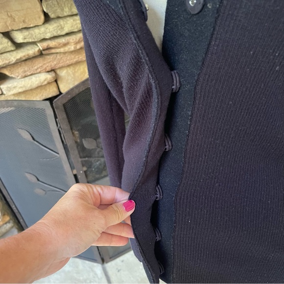 Tory Burch navy 100% wool cardigan with jeweled collar size small - Picture 7 of 9